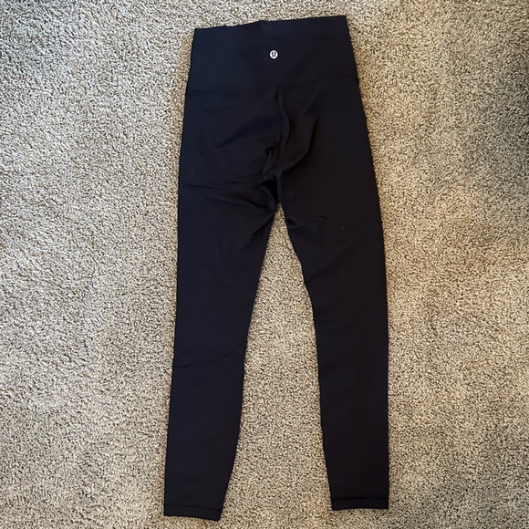 Lululemon Wunder Train high rise tight - Picture 2 of 5